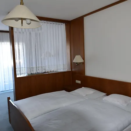 Urlaubshotel Binder ホテル 3*